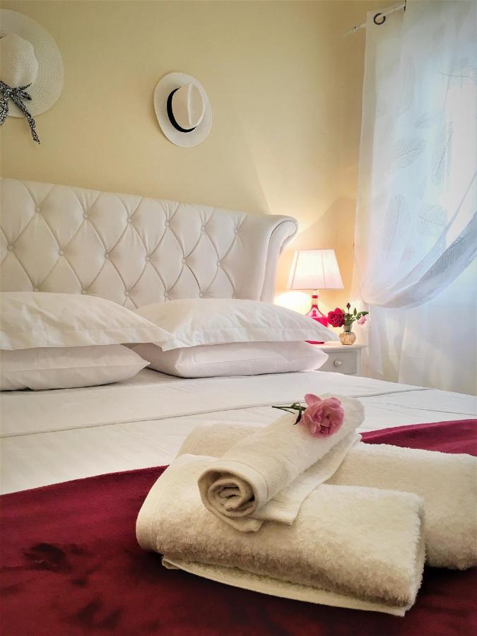 Alexandra΄S Liston Suite Corfu  Bagian luar foto
